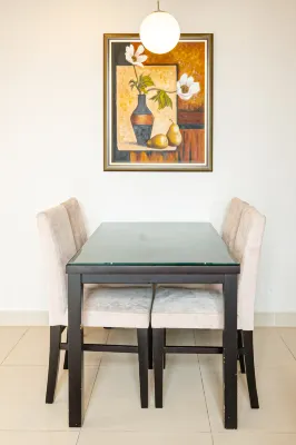 Mayfair Suites Zimmer Photos