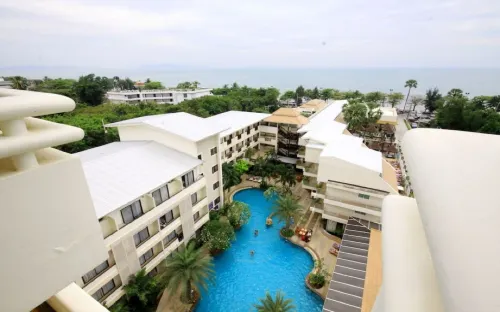 Sea Breeze Jomtien Resort Избранное Photos