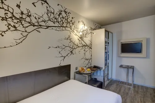 Hotel Vivaldi Puteaux Chambres Photos