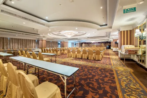 Royal Benja Hotel Geschäftseinrichtungen Photos