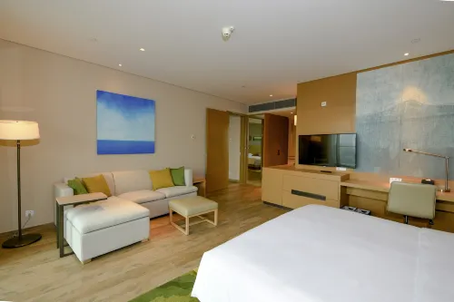 Hyatt Place Sanya City Center Rooms Photos