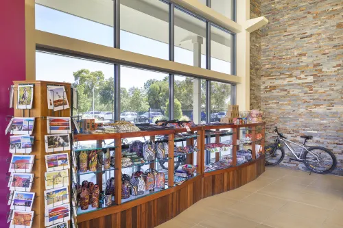 Crowne Plaza Alice Springs Lasseters Public Areas Photos