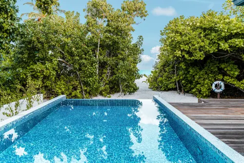 Hideaway Beach Resort & Spa Kamar Photos