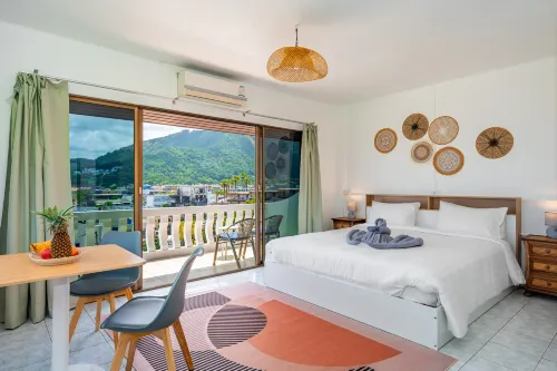 Kata Hill Sea View Hotel Featured Photos