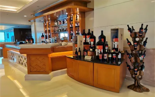 Golden Crown China Hotel Public Areas Photos