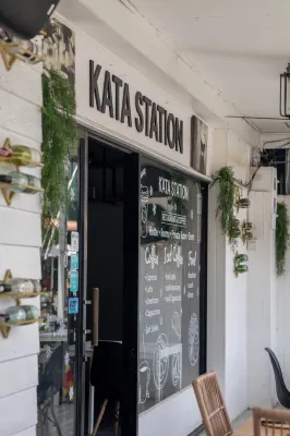 Kata Station Boutique Hotel Рядом с отелем Photos