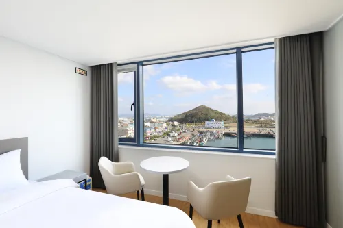 Mokpo Ocean Hotel Zimmer Photos