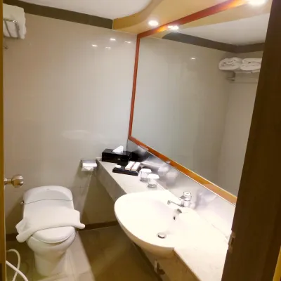 Tamarin Hotel Jakarta Manage by Vib Hospitality Management Kamar Photos