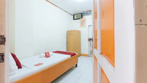 RedDoorz Near East Avenue Medical Center Chambres Photos
