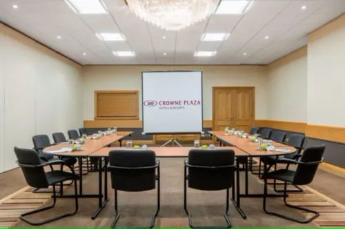 Crowne Plaza Chester Business Photos