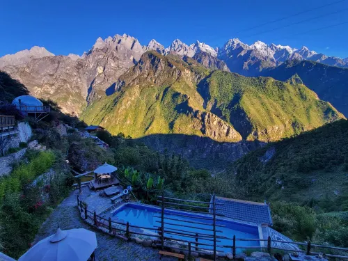 Tiger Leaping Gorge yachajiao Manor Area Publik Photos