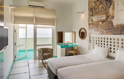 Hotel J Negombo Rum Photos