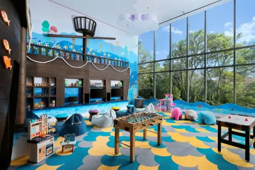 Padma Hotel Semarang Photos