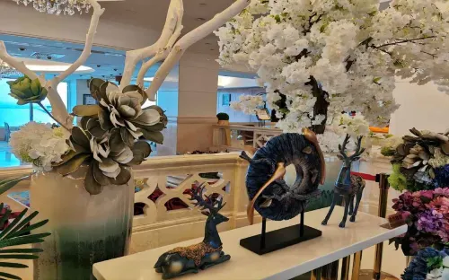 Golden Crown China Hotel Public Areas Photos
