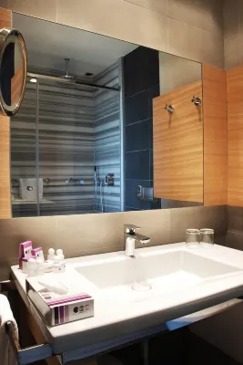 Point Hotel Barbaros Rooms Photos