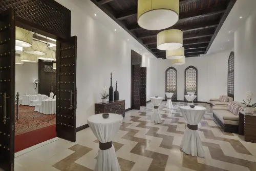 Aldhafra Resort, Vignette Collection by IHG مرافق الأعمال Photos