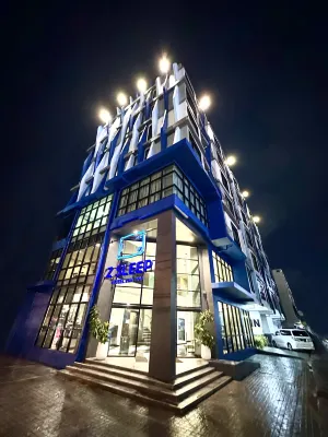 Z Sleep Hotel Unggulan Photos