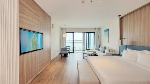 A La Carte Hạ Long - Tầng cao, view biển Nổi bật Photos