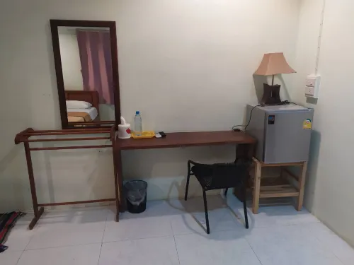 Sisaket PonTaWin Budget Inn Camere Photos
