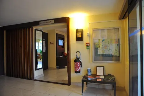 Hotel Inn Design Carquefou Espaces publics Photos