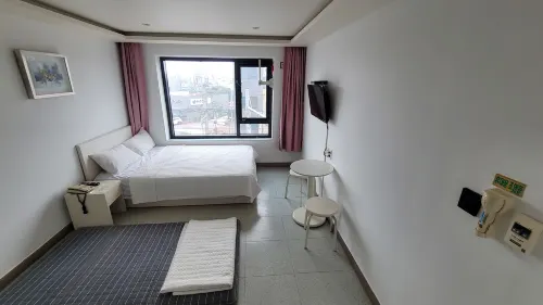 Rezion Hotel Kamar Photos