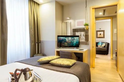 Holiday Inn Milan - Garibaldi Station Rooms Photos