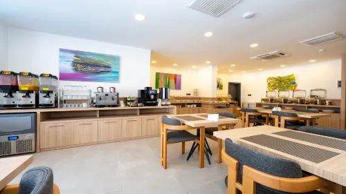 Skykhan Otel Ruokailu Photos