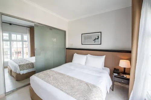 The Alcove Library Hotel Featured Photos