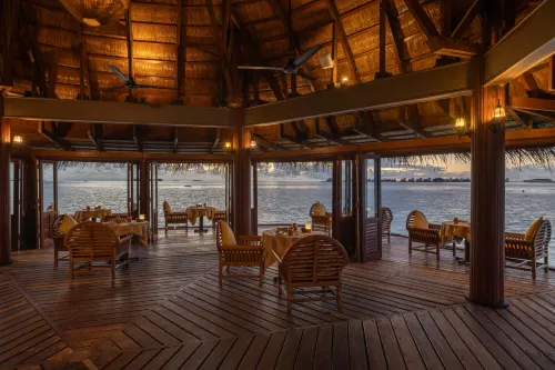 Angsana Velavaru – 20% off seaplane transfer & 2 free excursions - book & stay from Jun to Sep 2025 Restauration Photos