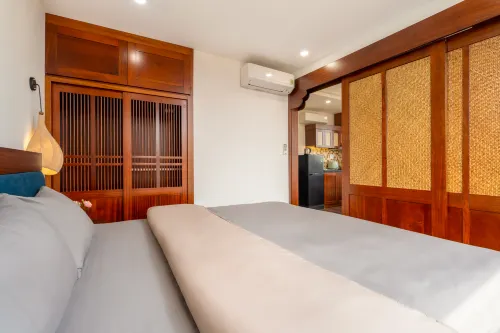 Evelyn Phong cách Đông Dương thanh lịch tại trung tâm Hà Nội Phòng Photos
