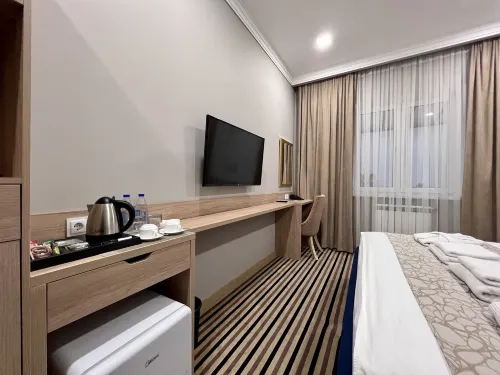 Bristol Hotel Tashkent Huoneet Photos