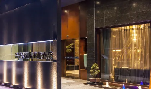 PFKBoutiqueHotel (Xianju Yangmei Huashang Tiancheng Wuyue Plaza) Exterior Photos