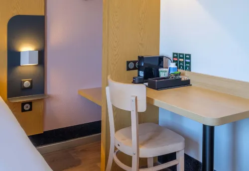 B&B HOTEL Cannes La Bocca Plage Chambres Photos