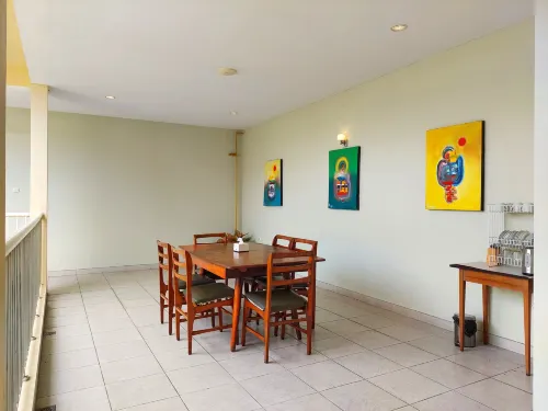 Shinta Guest House Makanan Photos