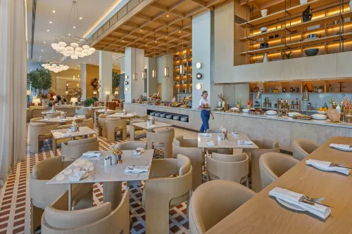 Vida Dubai Mall Restauration Photos