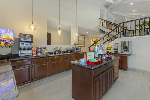 Best Western Plus Executive Inn Makanan Photos