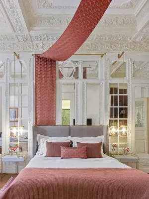 Mr Cas Hotels Photos