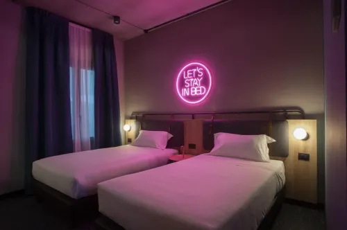 Stay Hotel Camere Photos