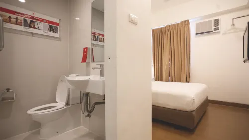 Red Planet Cebu Rooms Photos
