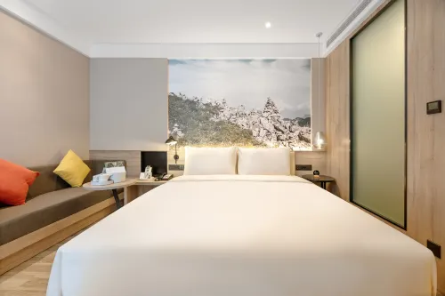 Atour Hotel (Baoji Administration Center, High-speed Railway South Station) Kamar Photos
