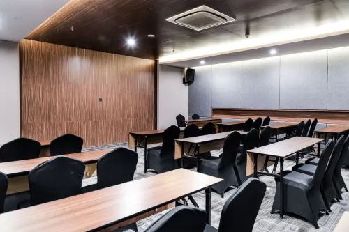 ASTON Sidoarjo City Hotel & Conference Center Fasilitas Bisnis Photos