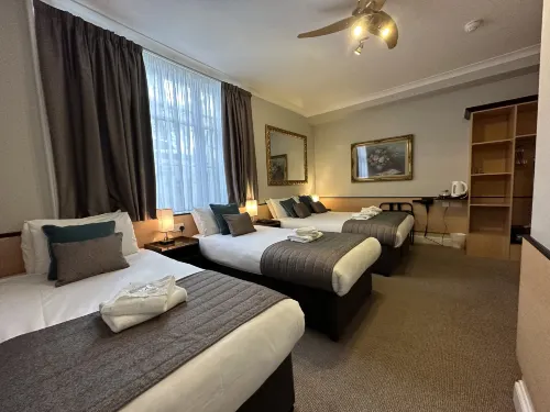 Tudor Court Hotel Rooms Photos