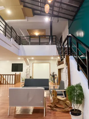 Cozy Coron Inn Photos
