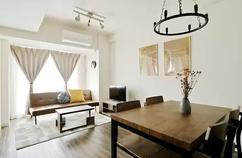 OyadoRAKU　close to NambaShinsaibashi/Great for travel/massagechair/great transportation/Centralcity Rooms Photos