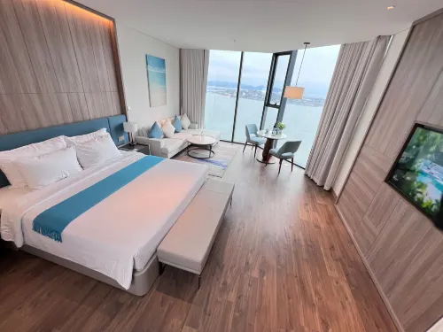 A La Carte Hạ Long - Tầng cao, view biển Nổi bật Photos