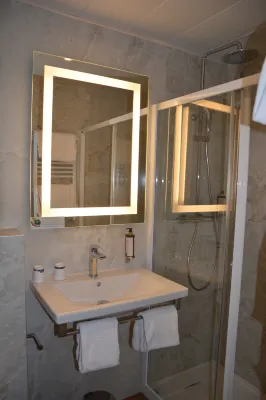 Hôtel Montcalm Paris Zimmer Photos