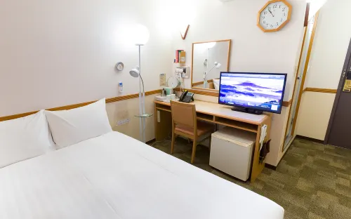 Toyoko Inn Naha Omoromachi Ekimae Rooms Photos