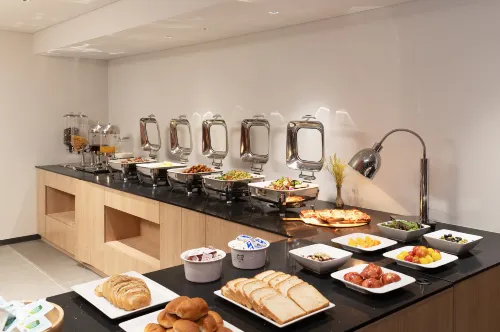 Travelodge Myeongdong Namsan Hotel Dining Photos
