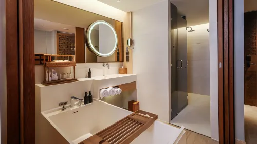 Pullman Lombok Merujani Mandalika Beach Resort Zimmer Photos