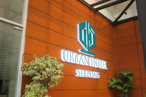 Urban Hotel Serpong Eksterior Photos